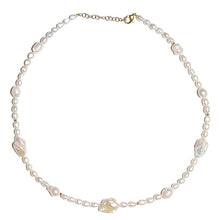 Indlæs billede til gallerivisning MEERA White Necklace