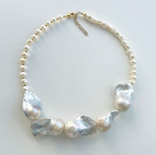 Indlæs billede til gallerivisning MALDIVES PEARLS Necklace